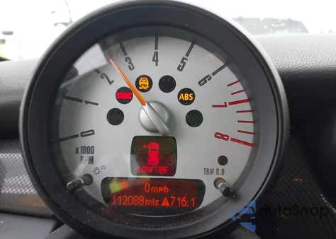 2011 Mini Cooper S z USA, uszkodzony, nr VIN WMWSV3C58BTY22871